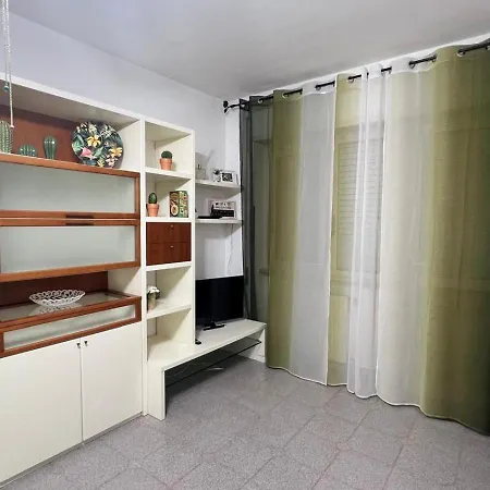 Apartment Terracina, Via Firenze 26